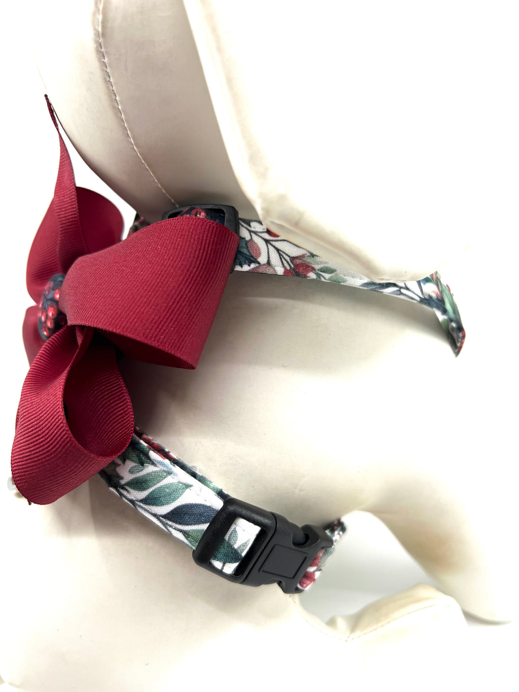 Winter Berries Adjustable Dog Harness