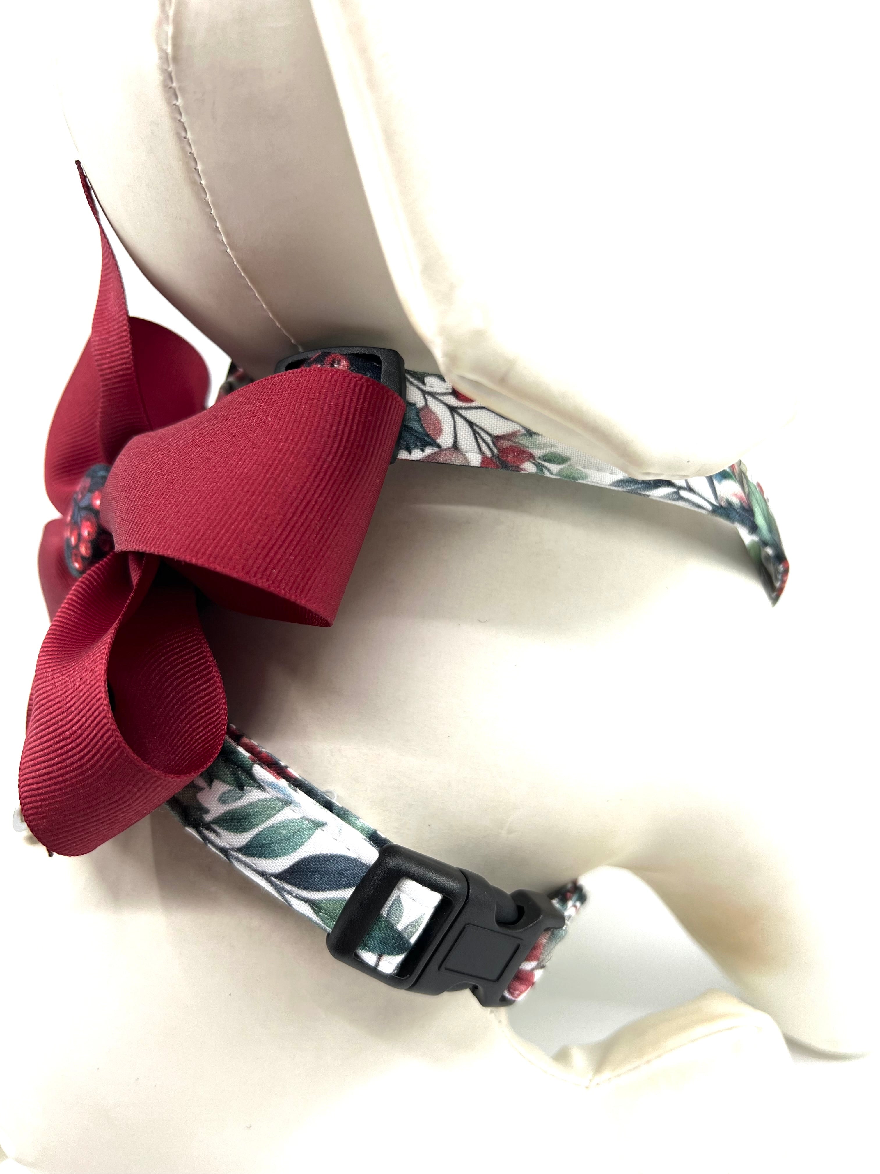 Winter Berries Adjustable Dog Harness