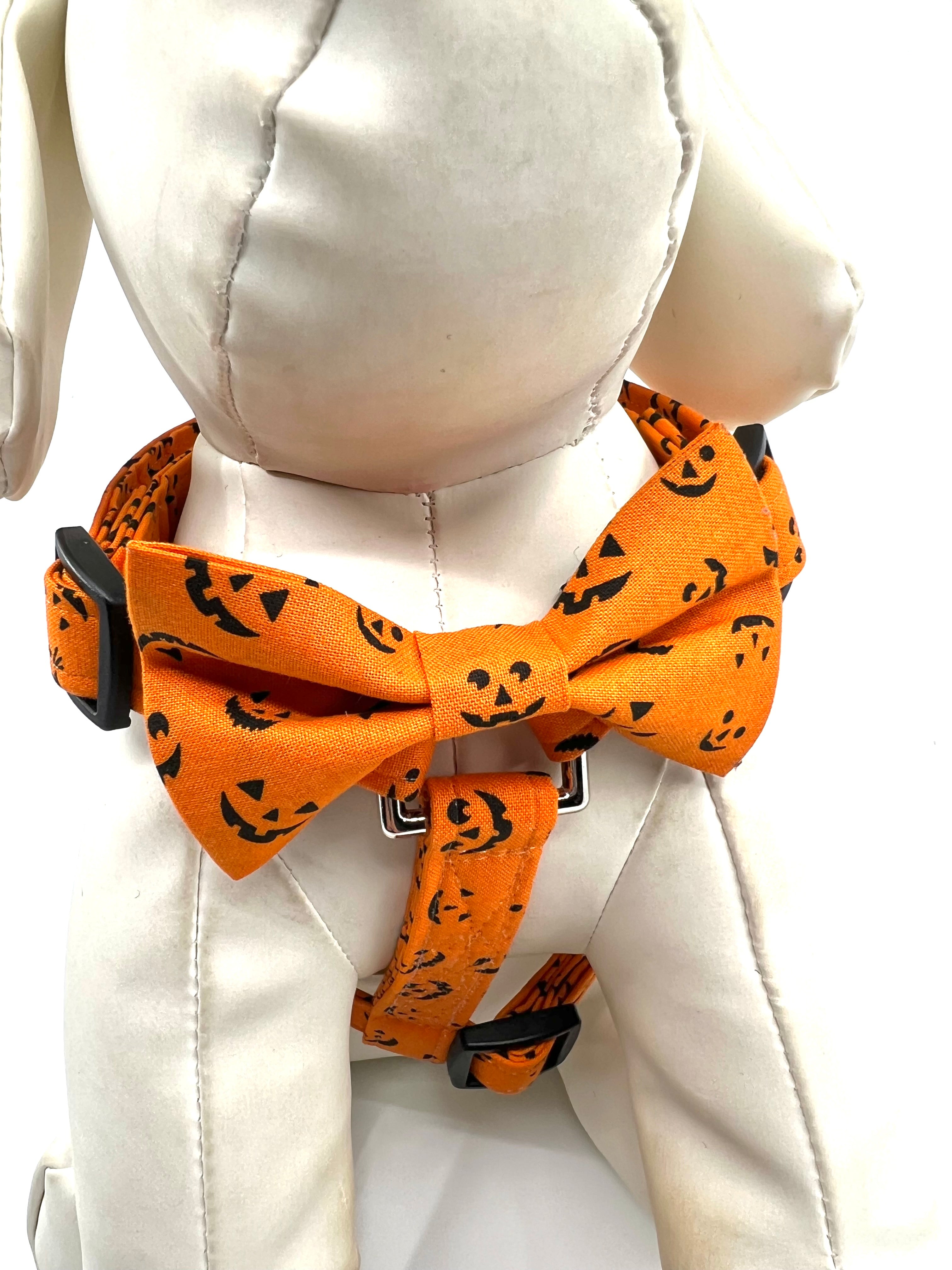 Jack-O’-Lantern Glow Adjustable Dog Harness