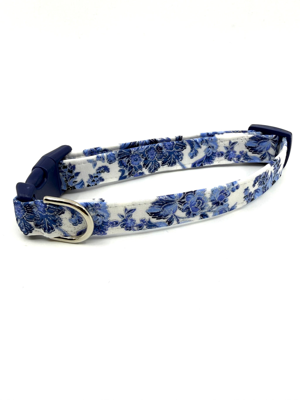 Blue Willow Floral Dog Collar