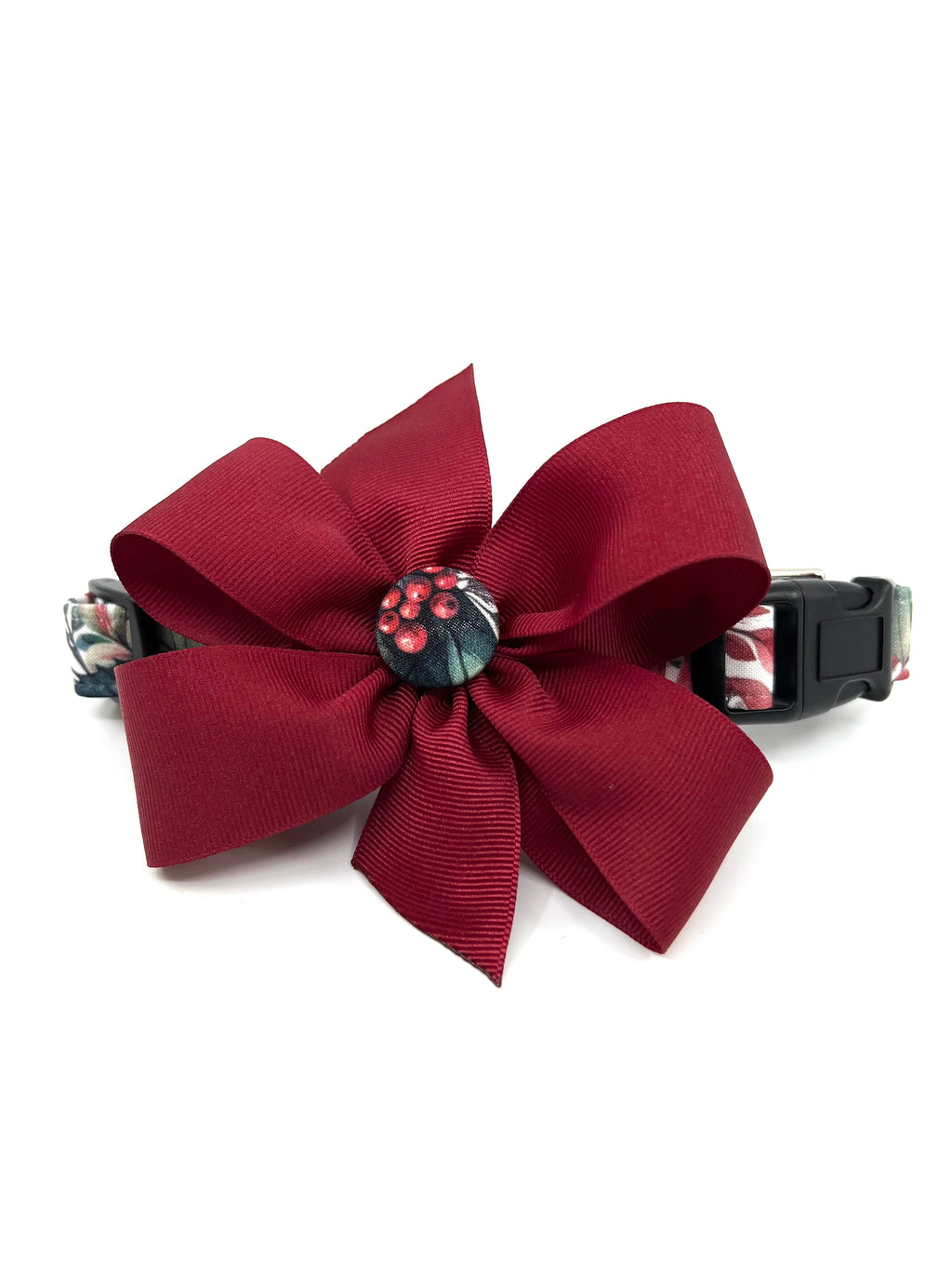 Winter Berry Botanical Dog Collar