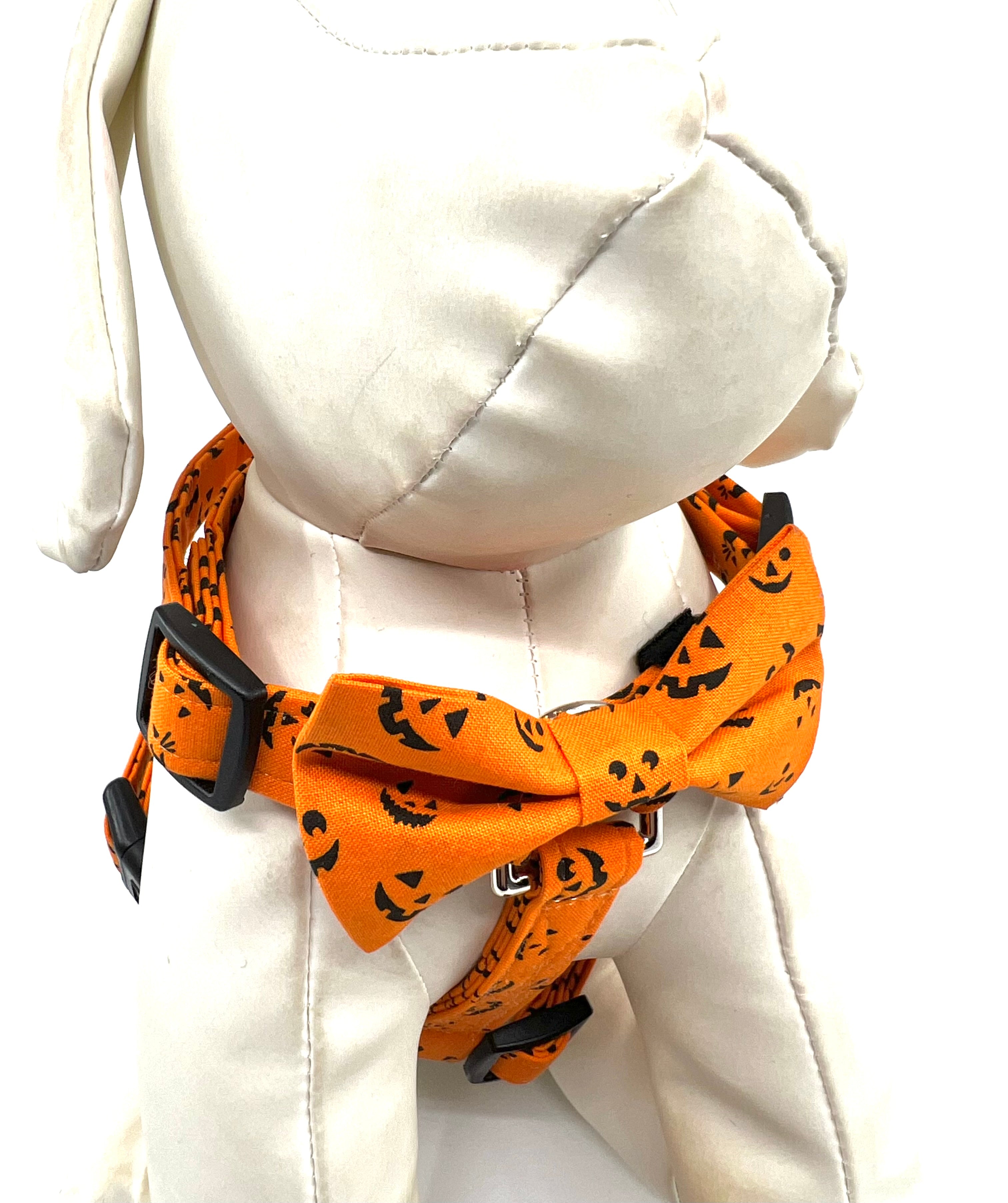 Jack-O’-Lantern Glow Adjustable Dog Harness