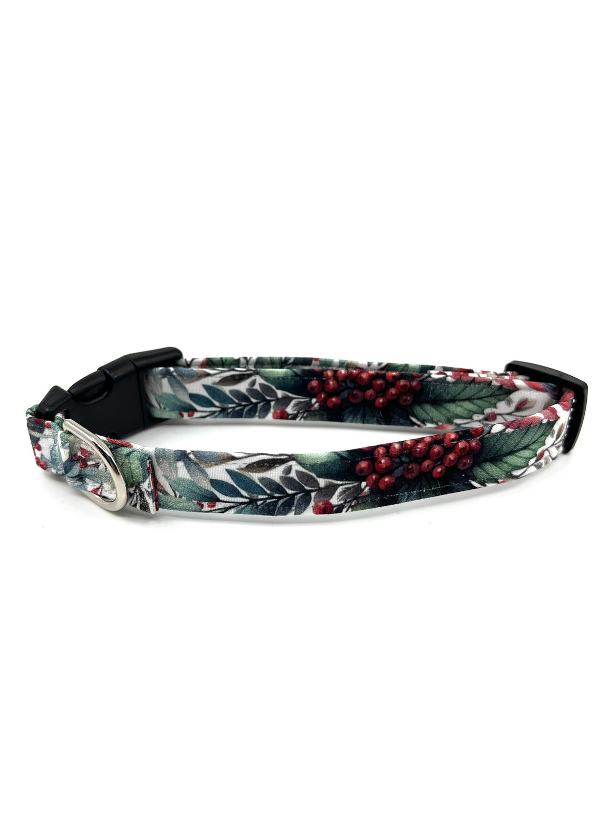 Winter Berry Botanical Dog Collar