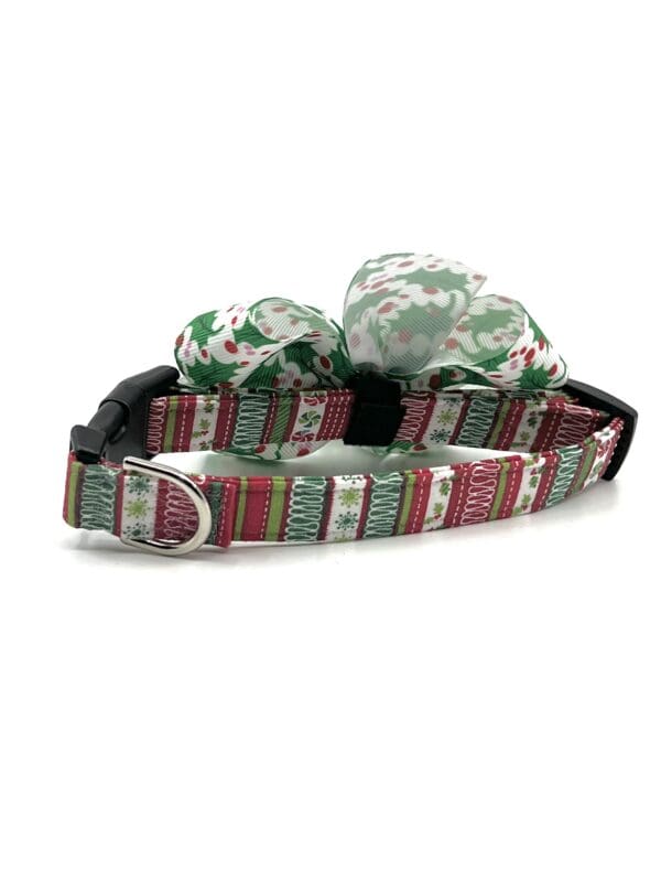 A dog collar with flowers on it.