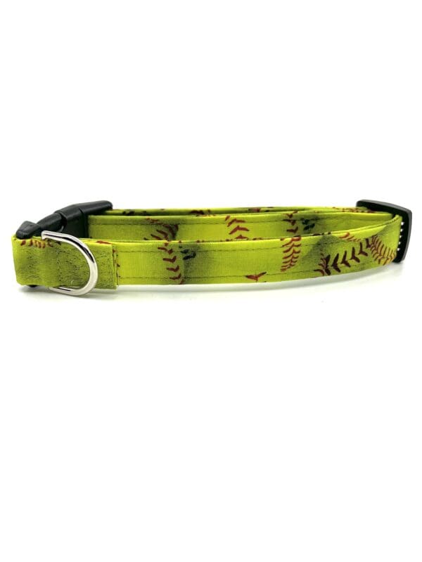 Softball dog collar - yellow.