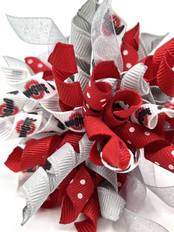 A close up of the ribbon that is curled